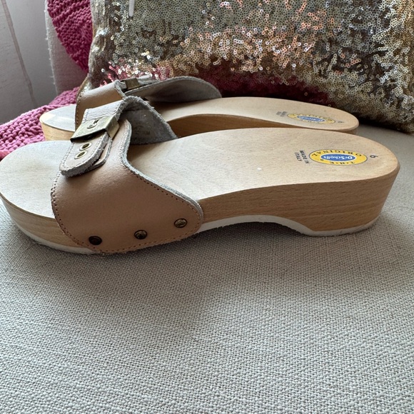 Women’s Original Dr Scholls Sandals - Picture 2 of 5